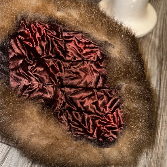 Real Fur Winter Hat - Picture 9 of 9